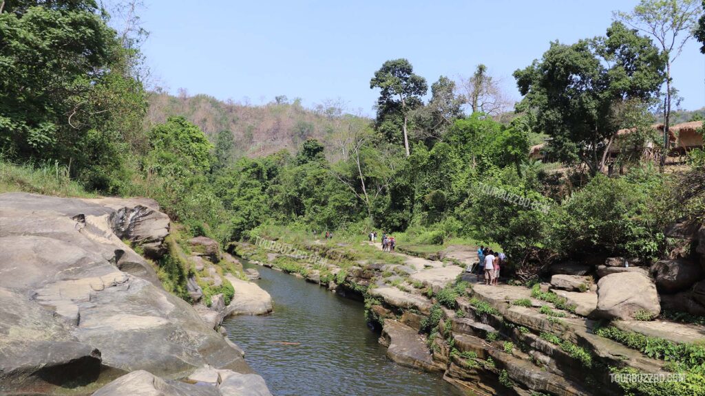 Nafakhum Waterfall